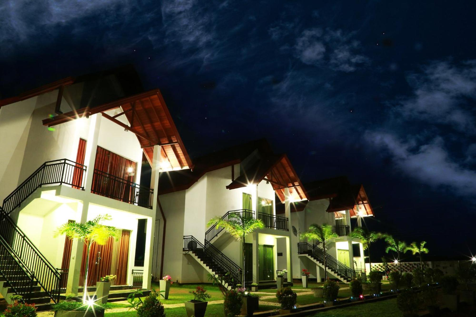 Avonil Resort Yala Tissamaharama Exterior foto