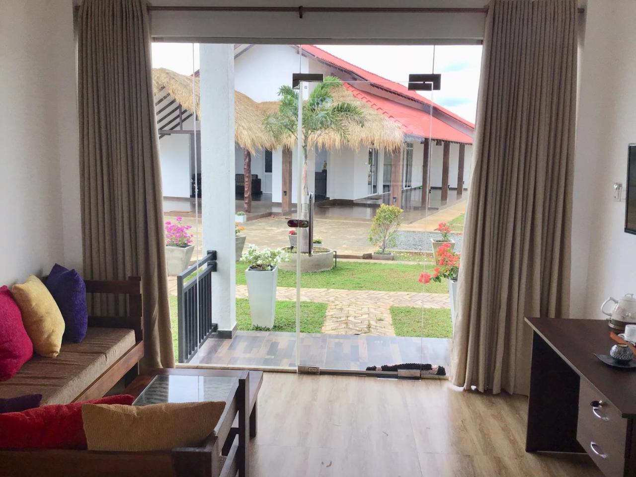 Avonil Resort Yala Tissamaharama Exterior foto