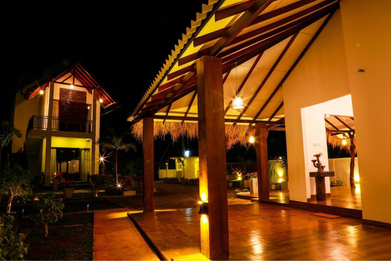 Avonil Resort Yala Tissamaharama Exterior foto
